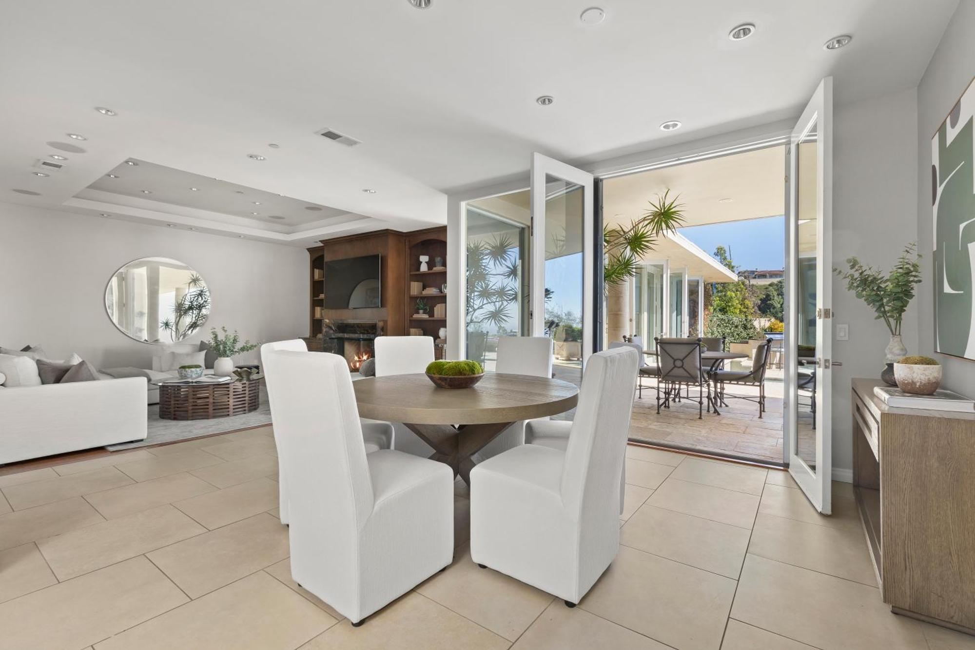 Trousdale Grand Villa Los Angeles Exteriör bild