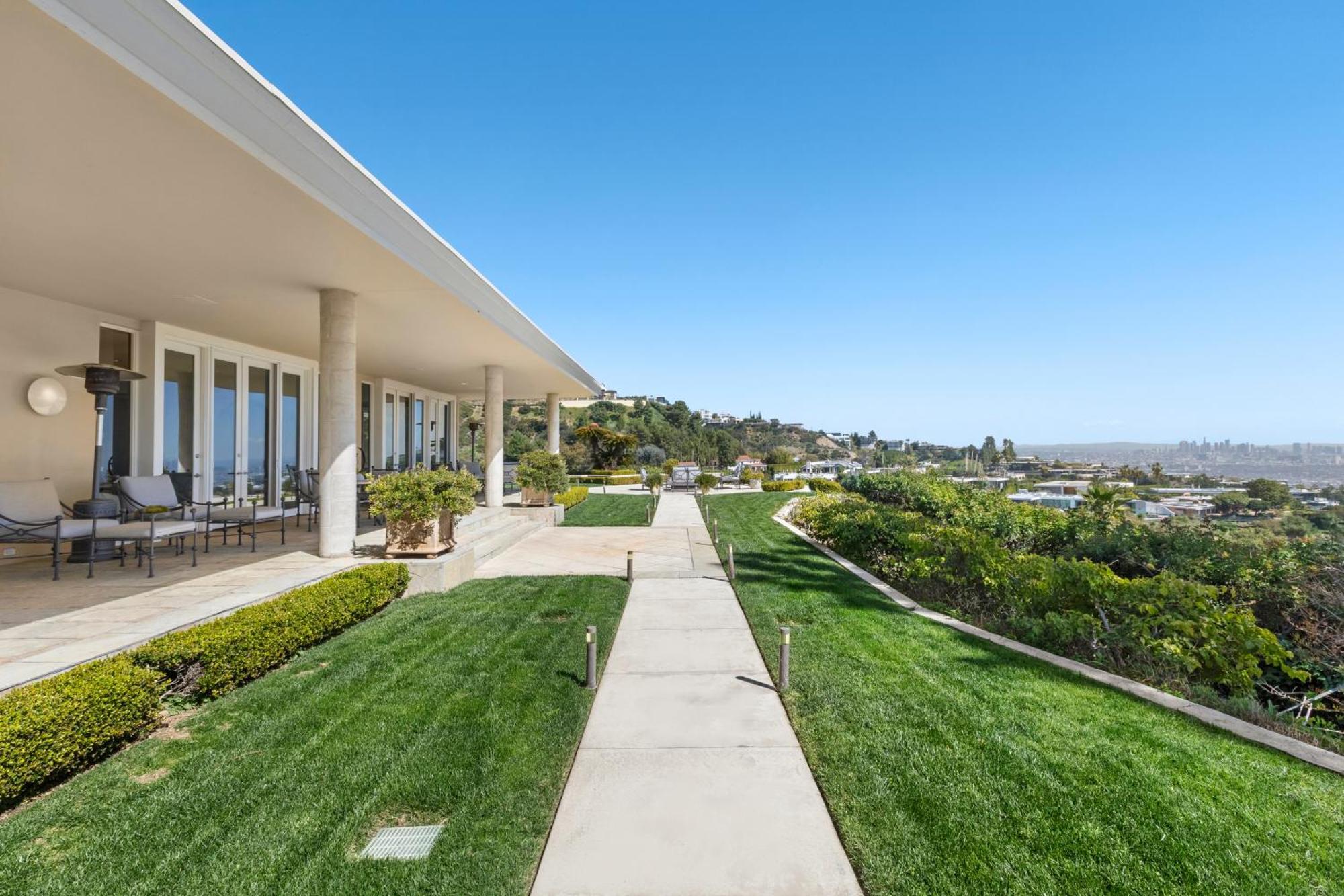 Trousdale Grand Villa Los Angeles Exteriör bild