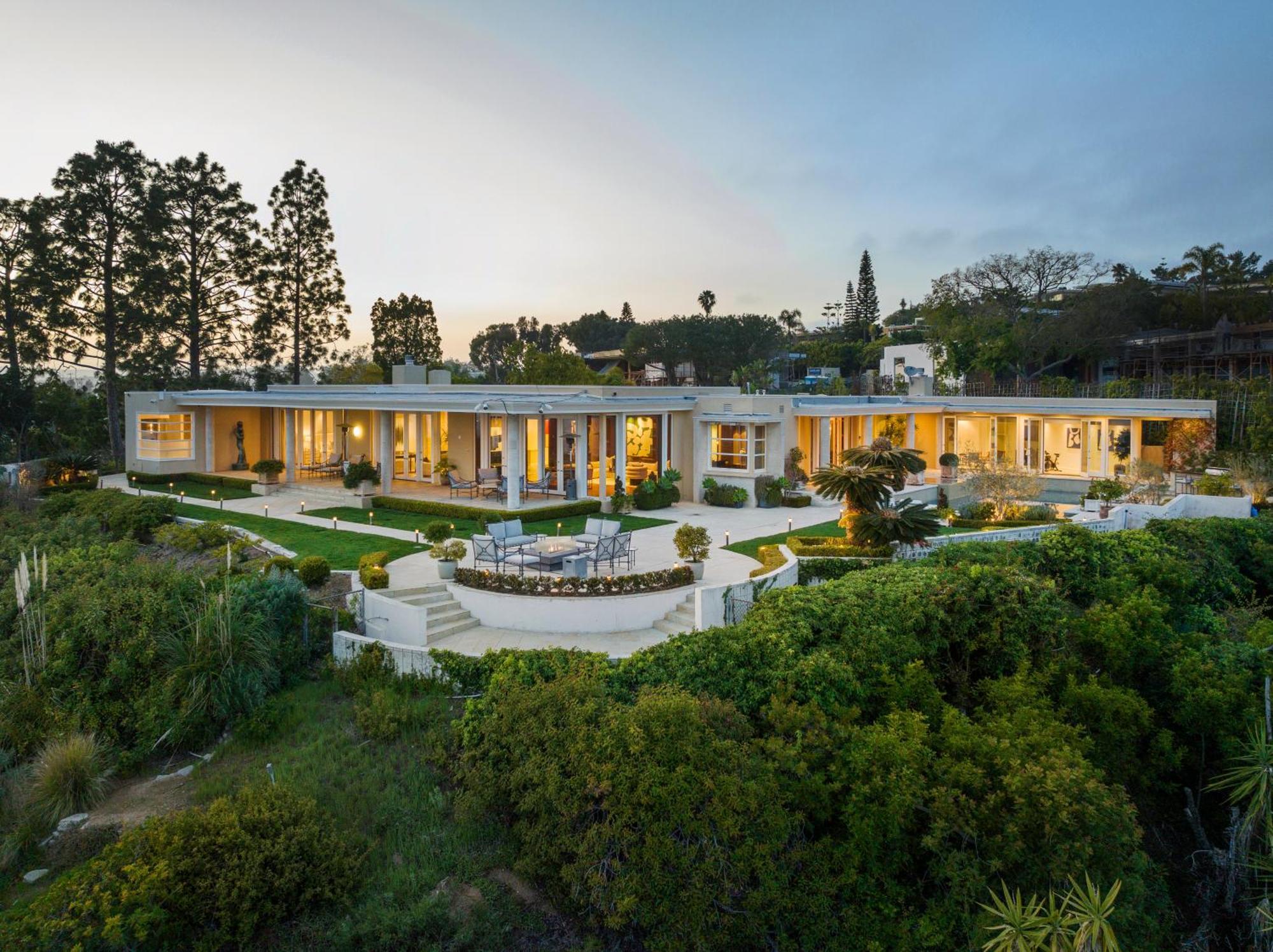Trousdale Grand Villa Los Angeles Exteriör bild