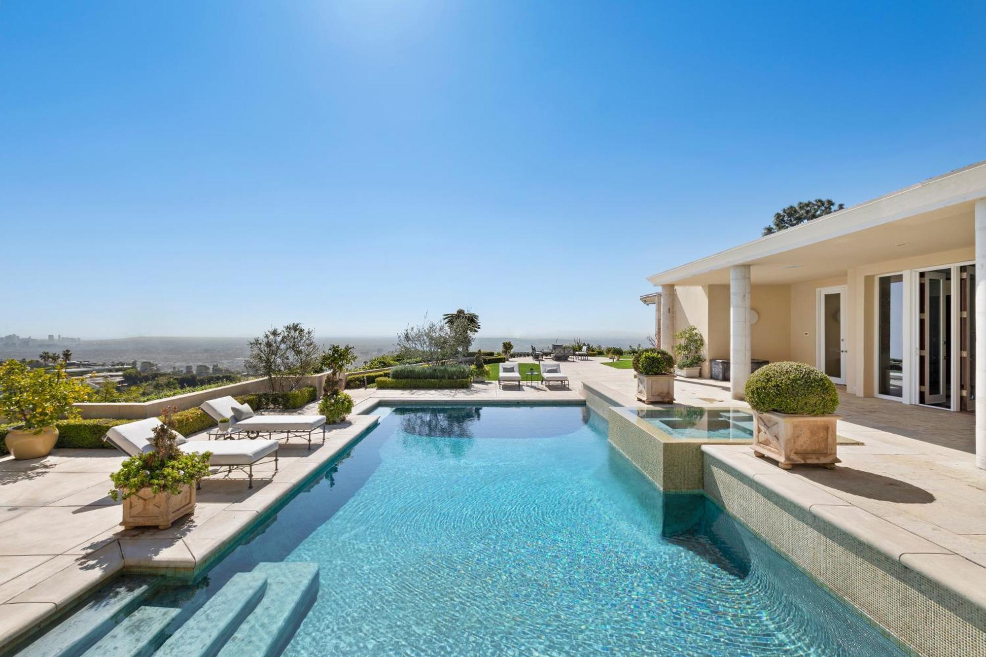 Trousdale Grand Villa Los Angeles Exteriör bild